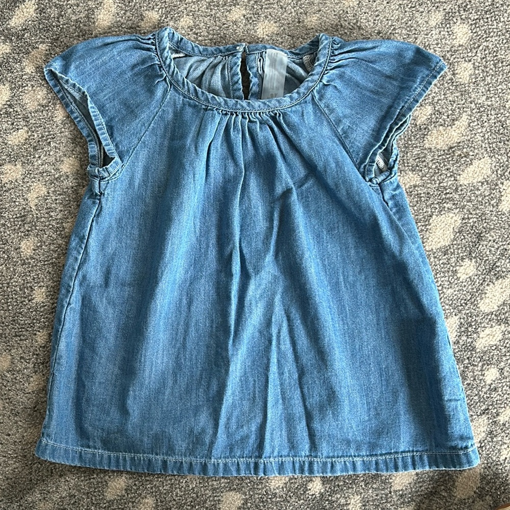 Primary chambray cap-sleeve top size 3